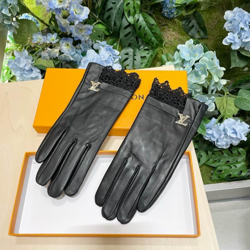 LV Gloves 102604